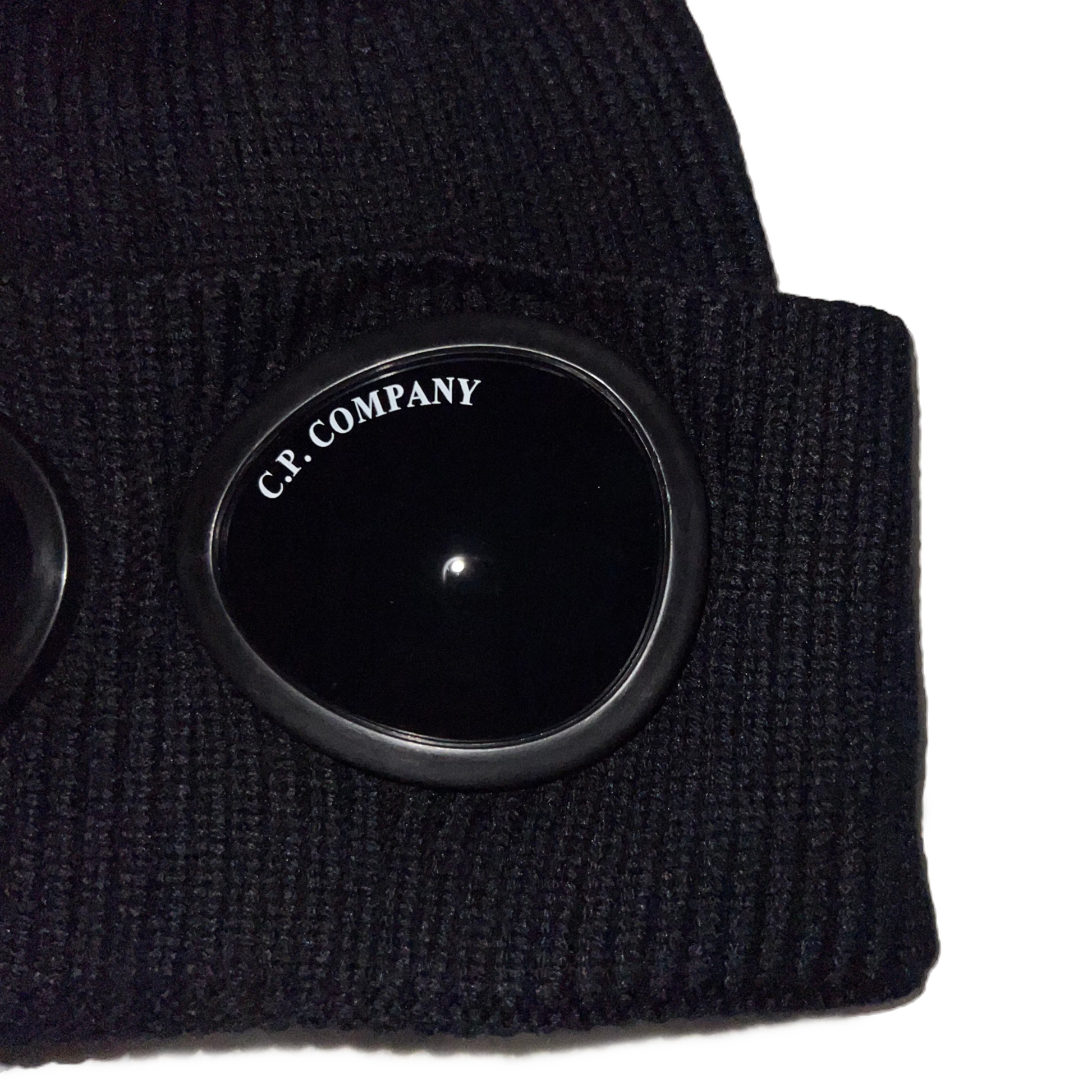 CP Company Goggle Beanie Black - Goggle Detail
